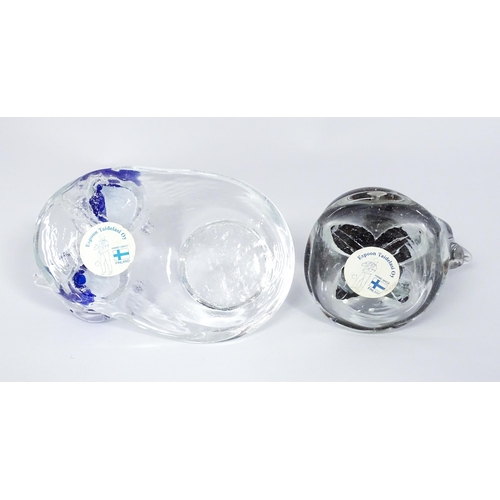 245 - Two Finnish studio glass items by Espoon Taidelasi Oy comprising model of a bear, and a pin dish wit... 
