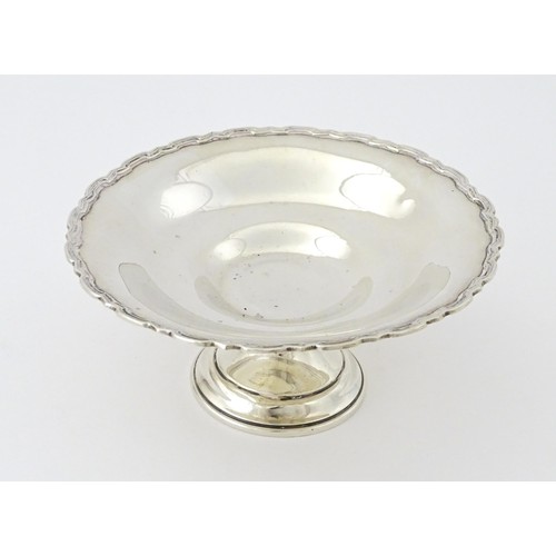 376 - A small silver pedestal tazza hallmarked Birmingham 1927, maker Mappin & Webb. Approx. 2 1/2