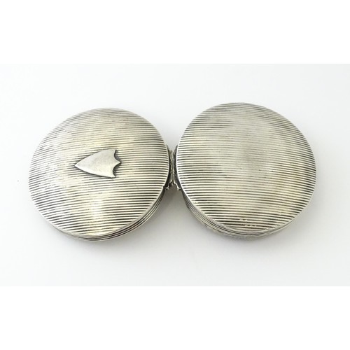 382 - A Dutch silver pill box with shield detail. Approx. 2