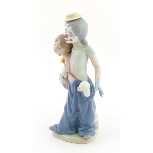 181 - A Lladro model Pals Forever, model no. 7686. Marked under. Boxed. Approx. 8 3/4