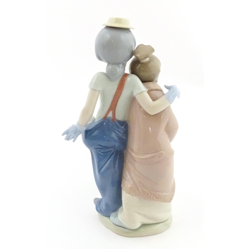 181 - A Lladro model Pals Forever, model no. 7686. Marked under. Boxed. Approx. 8 3/4