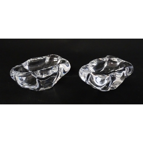 240 - A pair of Daum glass salts. Signed Daum France to side. Approx. 2 3/4