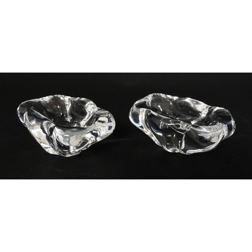 240 - A pair of Daum glass salts. Signed Daum France to side. Approx. 2 3/4