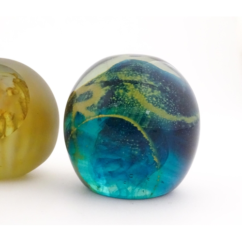 224 - Maltese glass :  A quantity of assorted glass paperweights, some with stylised sea urchin decoration... 