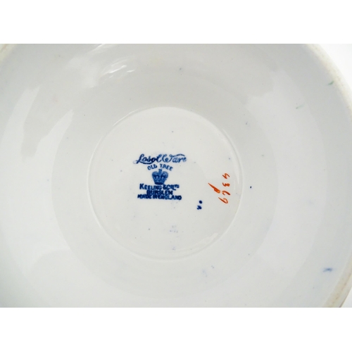 192 - Assorted ceramics to include a Losol Ware footed bowl decorated in the Old Tree pattern, a German pl... 