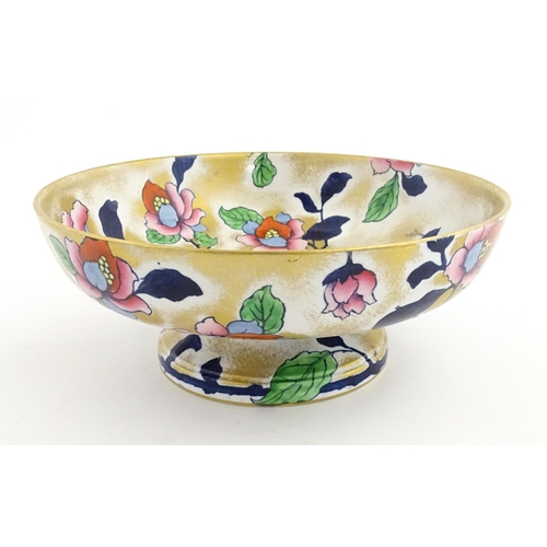 192 - Assorted ceramics to include a Losol Ware footed bowl decorated in the Old Tree pattern, a German pl... 