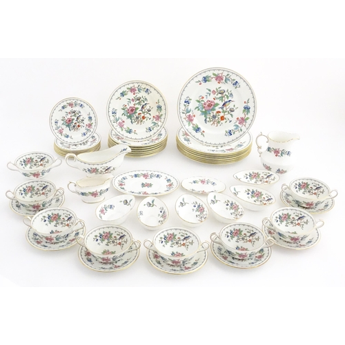207 - A quantity of Aynsley dinner wares decorated in the Pembroke pattern to include plates, soup bowls a... 