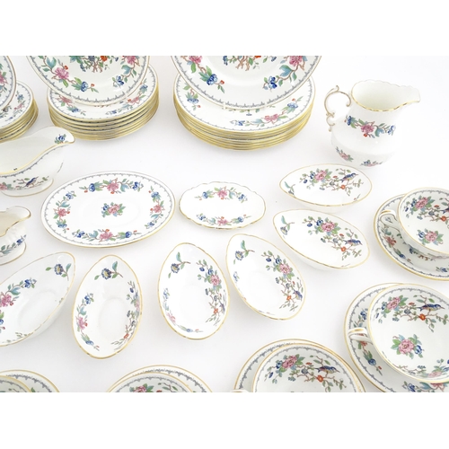 207 - A quantity of Aynsley dinner wares decorated in the Pembroke pattern to include plates, soup bowls a... 