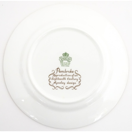 207 - A quantity of Aynsley dinner wares decorated in the Pembroke pattern to include plates, soup bowls a... 