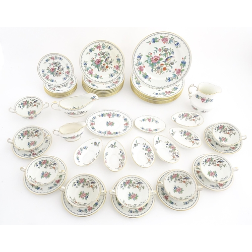 207 - A quantity of Aynsley dinner wares decorated in the Pembroke pattern to include plates, soup bowls a... 