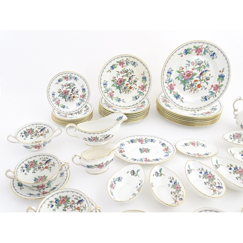 207 - A quantity of Aynsley dinner wares decorated in the Pembroke pattern to include plates, soup bowls a... 