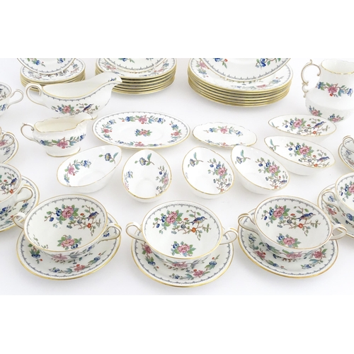 207 - A quantity of Aynsley dinner wares decorated in the Pembroke pattern to include plates, soup bowls a... 