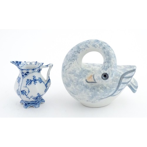 193 - Assorted ceramics to include a pair of Victorian plates with hand painted flowers to centre and gilt... 