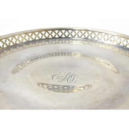 322 - A Canadian silver pedestal bonbon dish with pierced gallery rim, marked Ryrie Sterling. Approx. 7