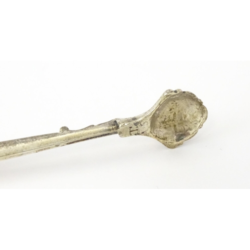 324 - 18thC Irish silver sugar nips. Together with silver plate sugar cutters with mother of pearl detail ... 