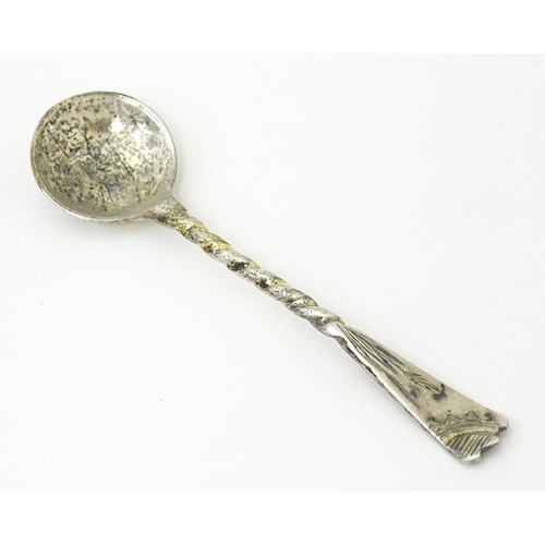 337 - A novelty silver mustard pot of pine cone form hallmarked Sheffield c. 1900, maker George Wish. Toge... 