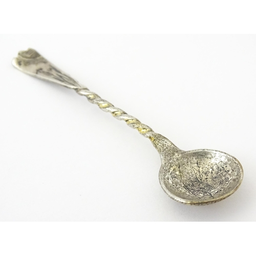 337 - A novelty silver mustard pot of pine cone form hallmarked Sheffield c. 1900, maker George Wish. Toge... 