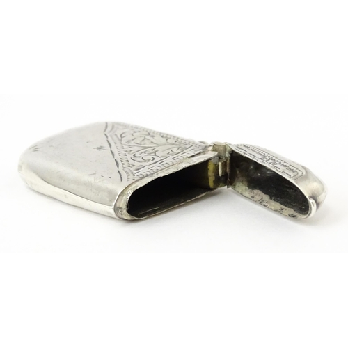 352 - A silver vesta case with engraved decoration, hallmarked Birmingham 1913, maker Thomas Hayes. Approx... 