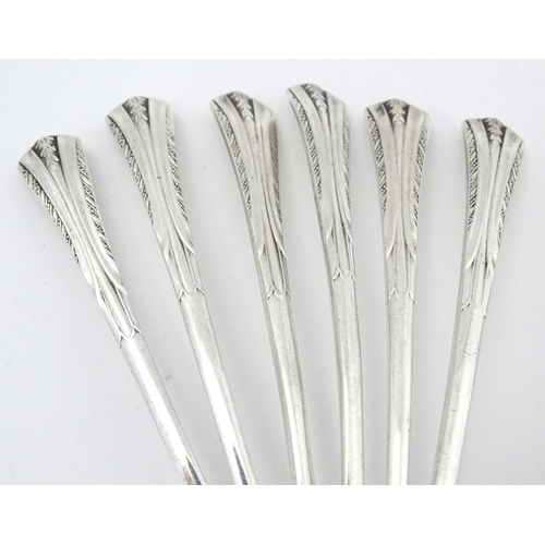 521 - A matched set of twelve Victorian silver teaspoons, hallmarked Sheffield 1896 / 97, maker Henry Will... 