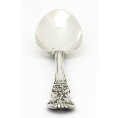 529 - A cased Victorian silver Christening spoon with fruiting vine decoration, hallmarked London 1879, ma... 