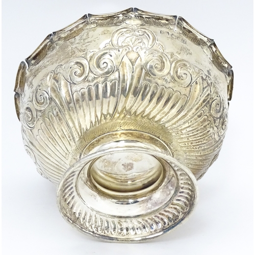 543 - A Victorian silver pedestal bowl with embossed decoration, hallmarked Sheffield 1896, maker Atkin Br... 