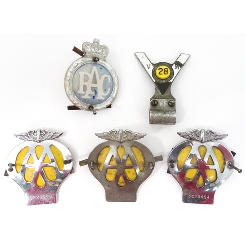 A quantity of car radiator badges for the AA / Automobile Association ...