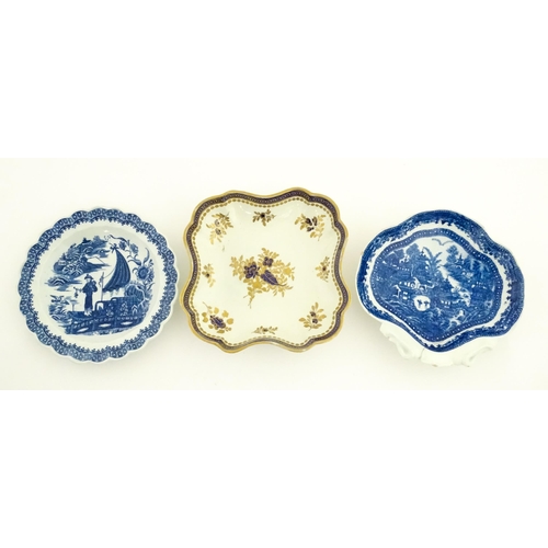 89 - Three 18thC wares comprising a Caughley dessert dish of shaped form decorated in the Full Nanking pa... 