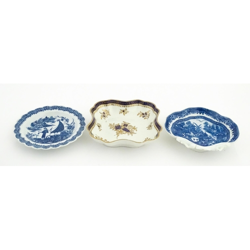 89 - Three 18thC wares comprising a Caughley dessert dish of shaped form decorated in the Full Nanking pa... 