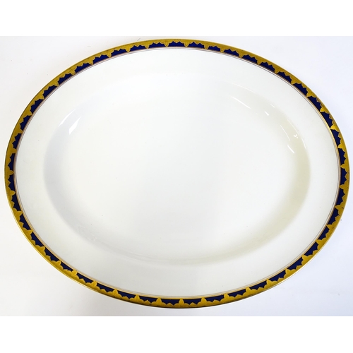 172 - A quantity of Alfred Meakin dinner wares decorated in the Bleu de Roi pattern comprising plates, dis... 