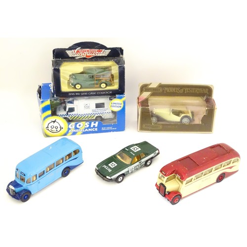 55 - Toys: A quantity of die cast scale model vehicles to include a Matchbox Models of Yesteryear Y-8 194... 