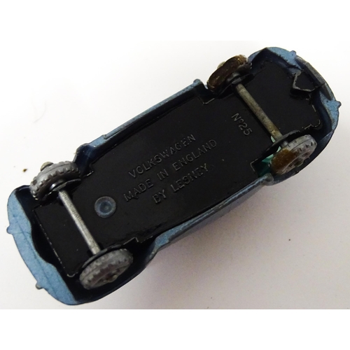 641 - Toys: A quantity of assorted die cast scale model vehicles to include Corgi, Matchbox, Solido, Dinky... 