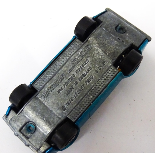 641 - Toys: A quantity of assorted die cast scale model vehicles to include Corgi, Matchbox, Solido, Dinky... 