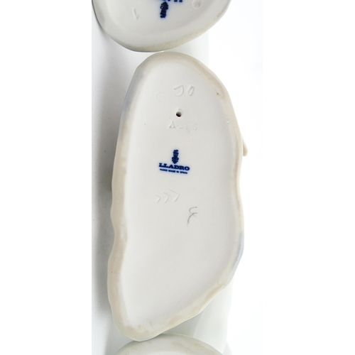 178 - Four Lladro models of ducks to include Little Duck no. 4552, Little Ducks after Mother no. 1307, etc... 