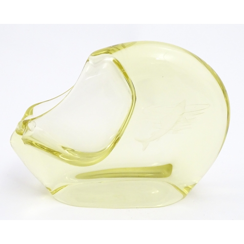 326 - A mid century Czech ashtray with fish design. In the manner of Miroslav Klinger. Approx. 5 1/2