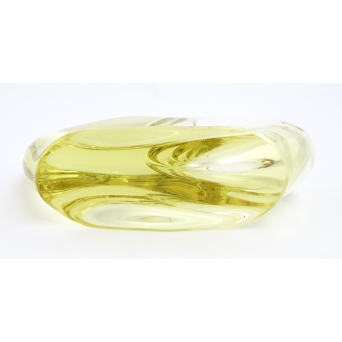 326 - A mid century Czech ashtray with fish design. In the manner of Miroslav Klinger. Approx. 5 1/2