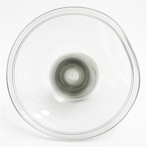 328 - Scandinavian Art Glass: A Vicke Lindstrand for Kosta Boda Gracil glass vase. Approx. 4