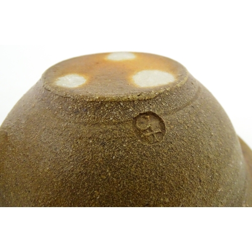 190 - A pair of Tim Hurn (b. 1964) studio pottery salt glazed bowls. With impressed maker's marks. Approx.... 