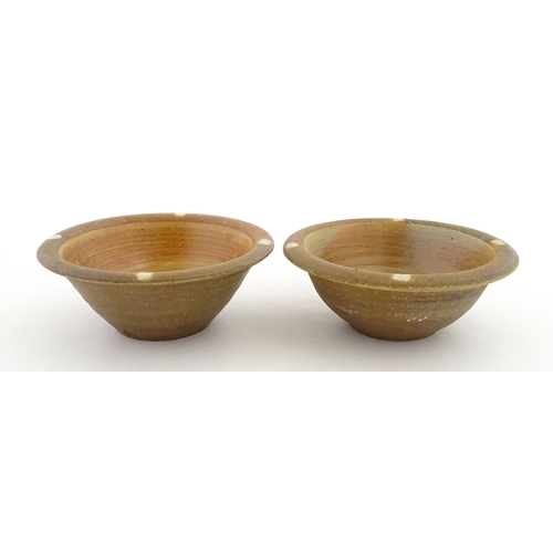 190 - A pair of Tim Hurn (b. 1964) studio pottery salt glazed bowls. With impressed maker's marks. Approx.... 