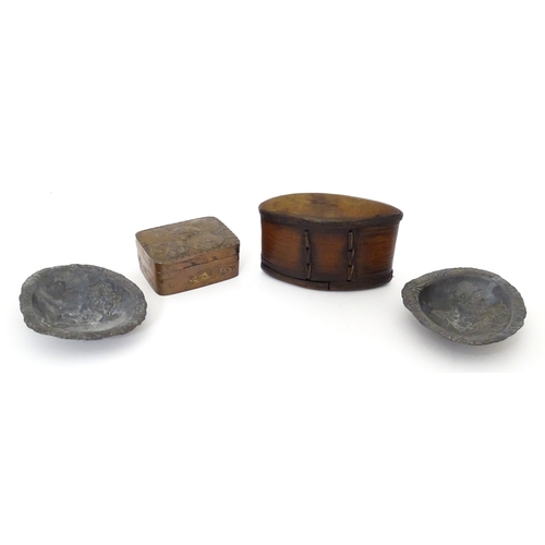 1026 - Four assorted items to include a pair of Oriental dishes with peacock decoration, a Japanese box wit... 