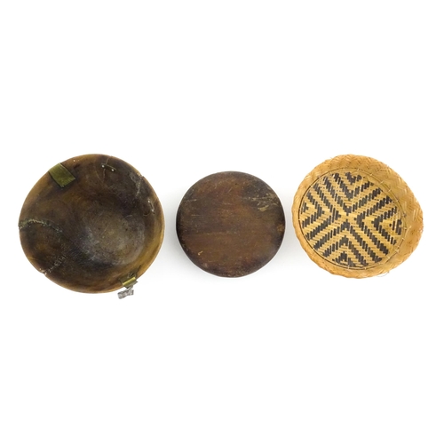 1178 - Ethnographic / Native / Tribal : An African Tuareg bowl with incised decoration. Together with a sma... 