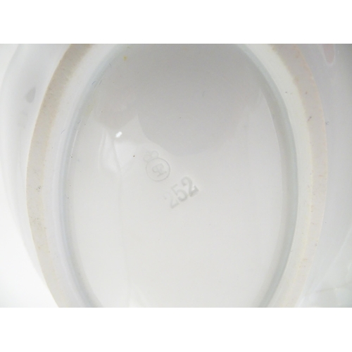 217 - A German Fraureuth serving dish with central handle with Imperial eagle crest detail. Marked under. ... 