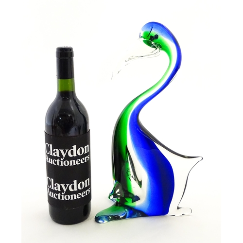 301 - A Murano style art glass bird sculpture with sommerso detail. Approx. 13 1/2