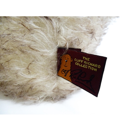 1292 - Toys: Two limited edition Gund mohair teddy bears from the Cliff Richard collection, comprising Jasp... 