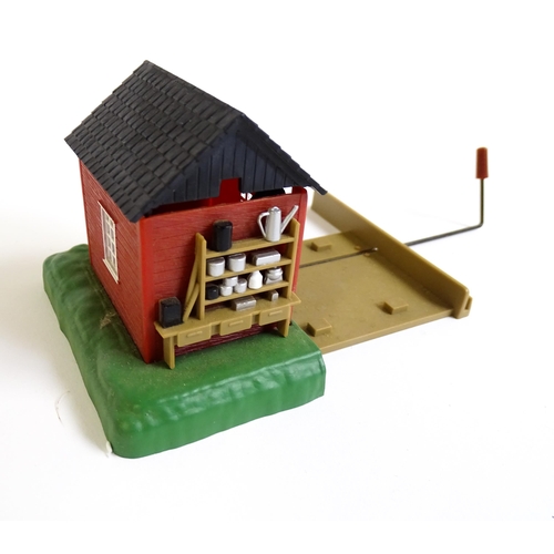 1312 - Toys - Model Train / Railway Interest : A boxed Hornby 00 gauge Gravel Tipper Freight Set, no. R1063