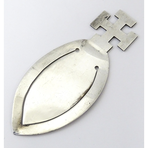 350 - A silver bookmark / page marker surmounted by a cross hallmarked Chester 1907, maker F J Ross & Sons... 