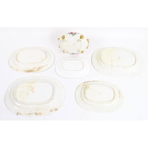186 - A quantity of Bloor Derby wares to include serving dishes and tureen decorated with hand painted flo... 