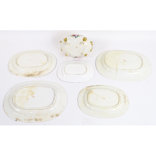 186 - A quantity of Bloor Derby wares to include serving dishes and tureen decorated with hand painted flo... 