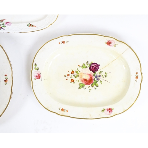 186 - A quantity of Bloor Derby wares to include serving dishes and tureen decorated with hand painted flo... 
