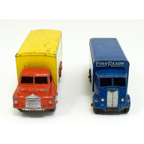 1295 - Toys: Two Dinky Supertoys die cast scale model vehicles comprising Big Bedford Heinz no. 923, and Gu... 
