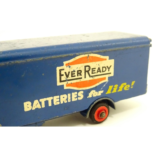 1295 - Toys: Two Dinky Supertoys die cast scale model vehicles comprising Big Bedford Heinz no. 923, and Gu... 